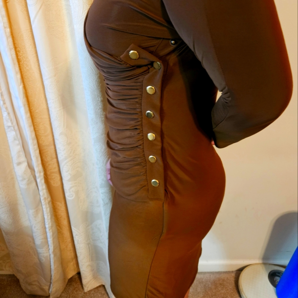 Dress - Picture 2 of 3